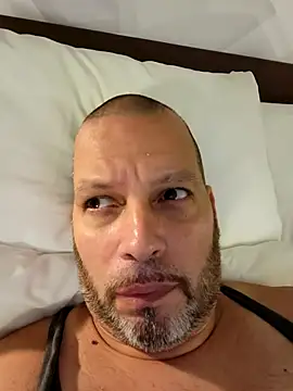 Snapshot of Just2much chatting on 10.23.25 Just2much online show from 10.23.25