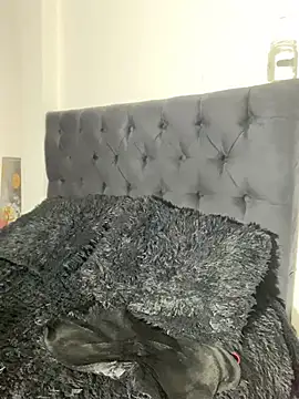 Snapshot of cheryl_cc chatting on 03.06.25 cheryl cc online show from 03.06.25