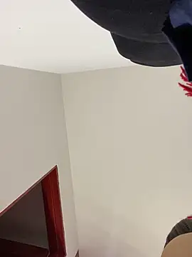 Snapshot of cheryl_cc chatting on 10.02.25 cheryl cc online show from 10.02.25