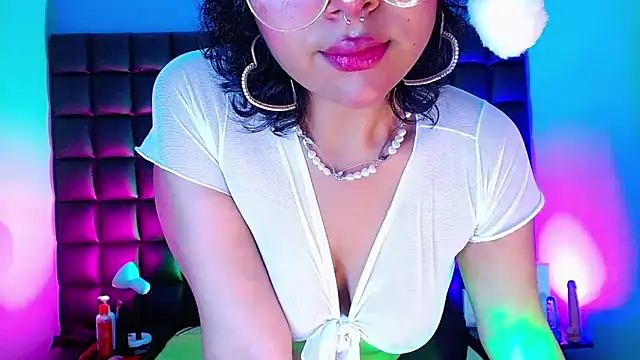 kuromi69 online show from 12.21.24