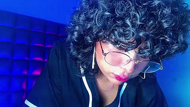 kuromi69 online show from 03.11.25