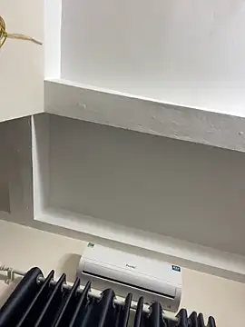 Louis Baby online show from 03.04.25