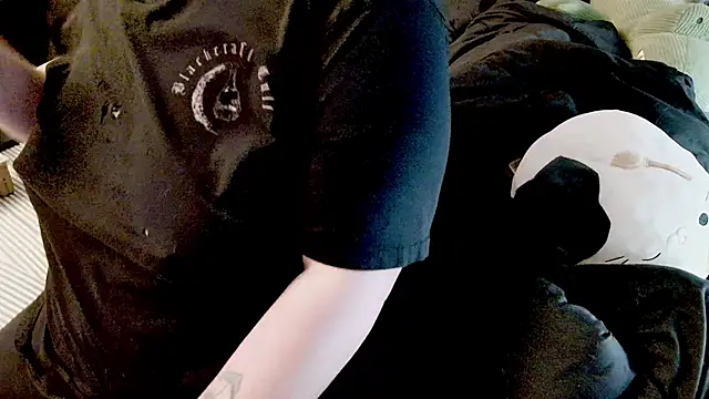 doomednympho online show from 03.30.26