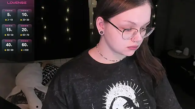 EvaBae online show from 12.09.24