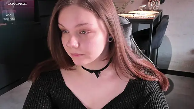 EvaBae online show from 02.18.25