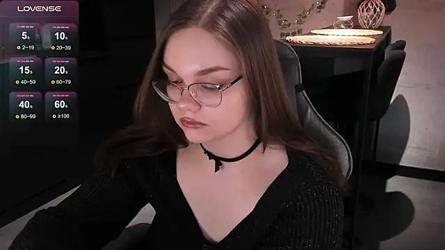 EvaBae online show from 02.19.25