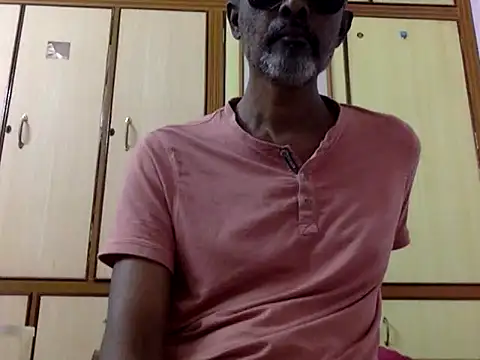 Snapshot of Lookin4Kinky_Partner chatting on 01.19.26 Lookin4Kinky Partner online show from 01.19.26