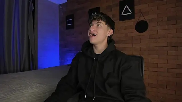 Ares Dickson online show from 12.25.24