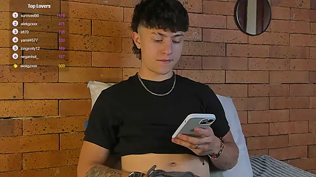 Ares Dickson online show from 01.24.25