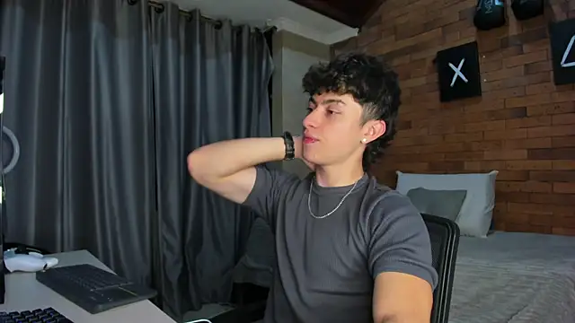 Ares Dickson online show from 02.09.25