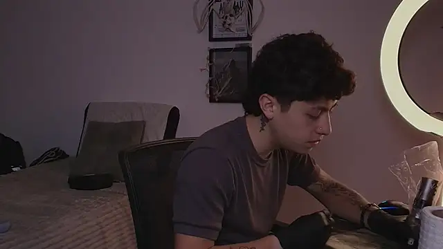 Ares Dickson online show from 09.16.25