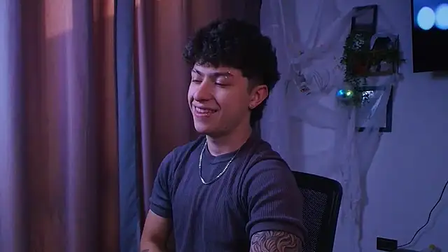 Ares Dickson online show from 10.10.25