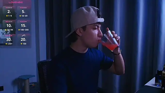 Ares Dickson online show from 10.26.25