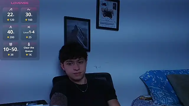 Ares Dickson online show from 11.17.25