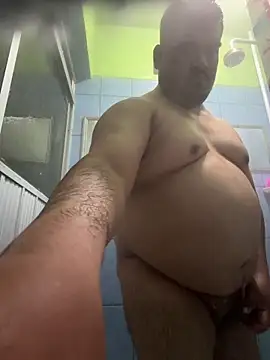 Snapshot of ThickD619 chatting on 12.18.25 ThickD619 online show from 12.18.25