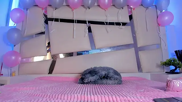 chrystal js online show from 11.14.25