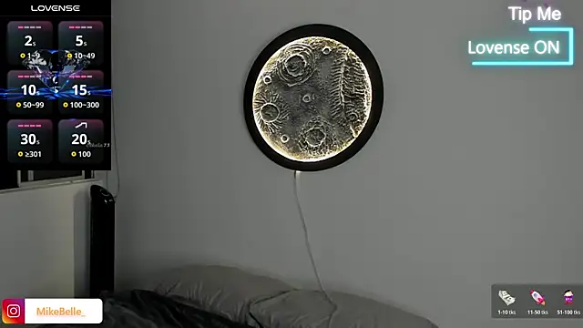 Snapshot of mike_belle chatting on 11.18.25 mike belle online show from 11.18.25