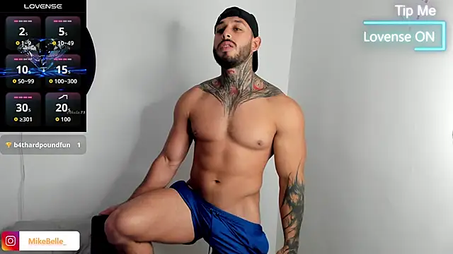 Snapshot of mike_belle chatting on 12.05.25 mike belle online show from 12.05.25