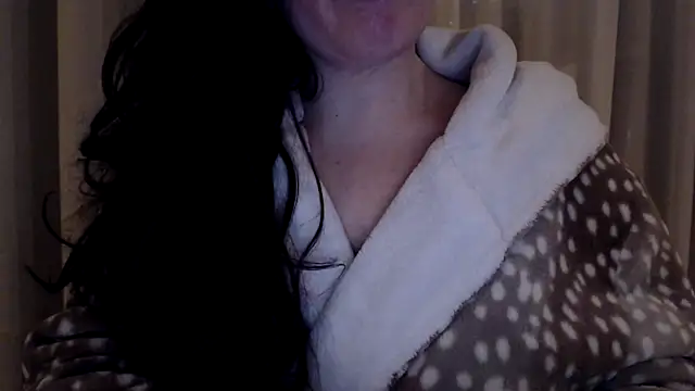 Snapshot of Sandysecret chatting on 01.20.25 Sandysecret online show from 01.20.25