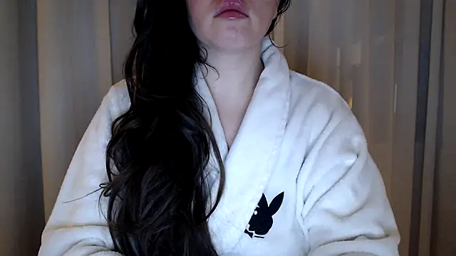 Snapshot of Sandysecret chatting on 01.28.25 Sandysecret online show from 01.28.25