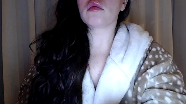 Snapshot of Sandysecret chatting on 02.19.25 Sandysecret online show from 02.19.25