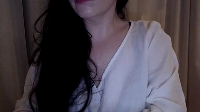 Snapshot of Sandysecret chatting on 09.25.25 Sandysecret online show from 09.25.25