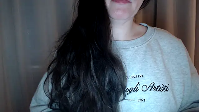 Snapshot of Sandysecret chatting on 11.11.25 Sandysecret online show from 11.11.25