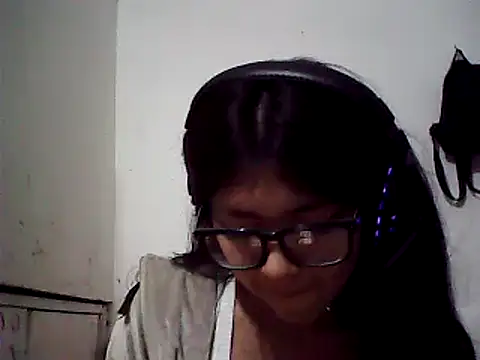 Snapshot of chinanochina chatting on 03.11.25 chinanochina online show from 03.11.25
