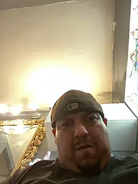 valleyoneofakind online show from 12.08.24