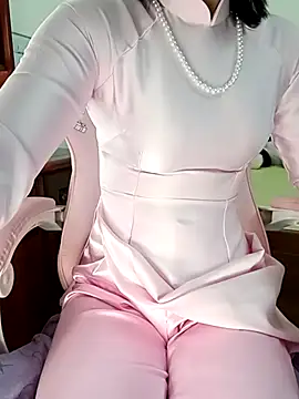    Erin    online show from 01.12.26