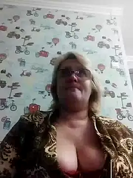 Snapshot of Forest-Lady chatting on 12.12.24 Forest-Lady online show from 12.12.24