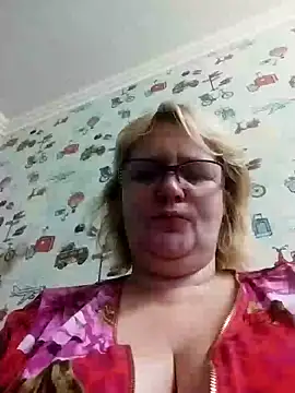 Snapshot of Forest-Lady chatting on 12.29.24 Forest-Lady online show from 12.29.24
