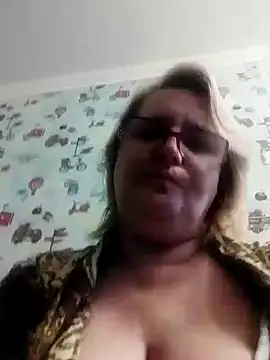 Snapshot of Forest-Lady chatting on 01.03.25 Forest-Lady online show from 01.03.25
