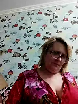 Snapshot of Forest-Lady chatting on 01.22.25 Forest-Lady online show from 01.22.25