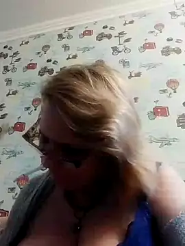 Snapshot of Forest-Lady chatting on 02.23.25 Forest-Lady online show from 02.23.25