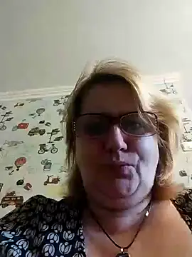 Snapshot of Forest-Lady chatting on 03.16.25 Forest-Lady online show from 03.16.25