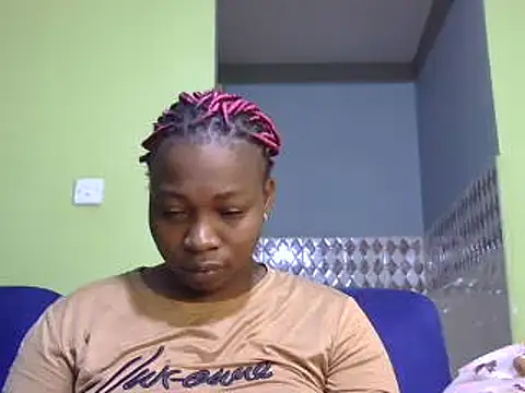 Snapshot of Horny-pretty chatting on 12.23.24 Horny-pretty online show from 12.23.24