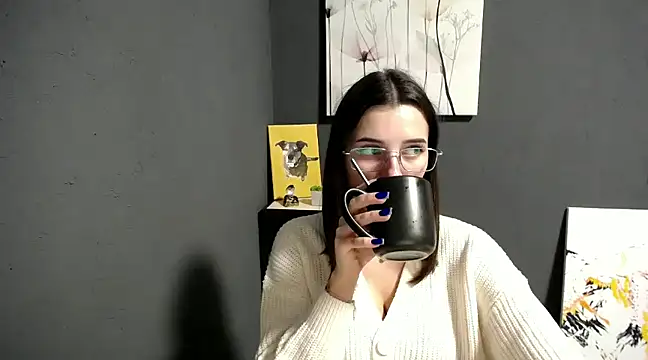 lady olivia  online show from 12.02.24