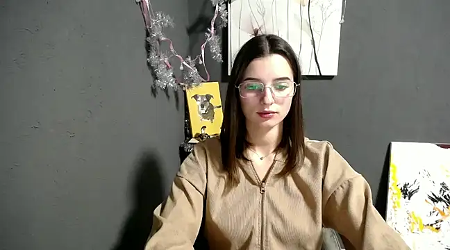 lady olivia  online show from 12.20.24