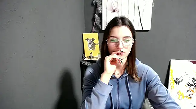 lady olivia  online show from 01.07.25