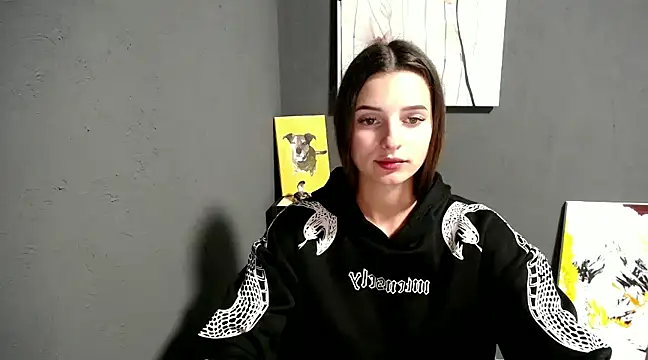 lady olivia  online show from 02.06.25