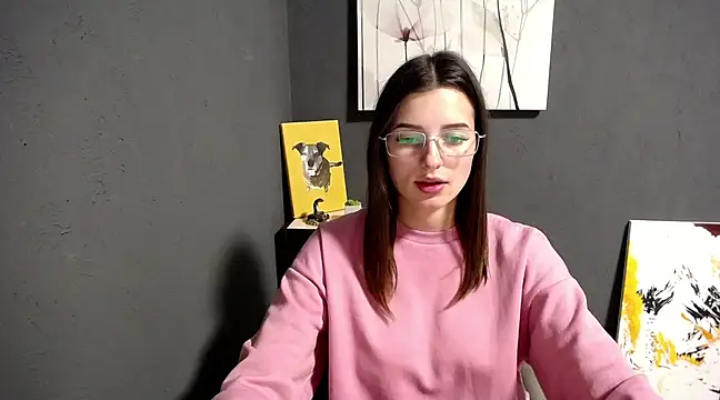 lady olivia  online show from 02.20.25