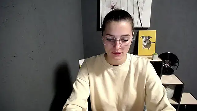 lady olivia  online show from 09.26.25