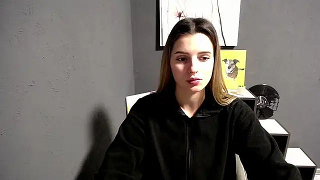 lady olivia  online show from 12.20.25