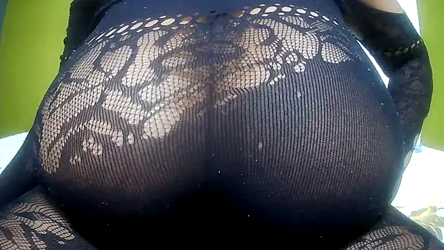 Queenboobs61 online show from 04.15.26