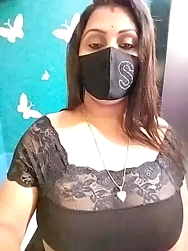 Snapshot of Riya_Sexy_Baby chatting on 02.17.25 Riya Sexy Baby online show from 02.17.25