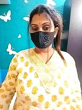 Snapshot of Riya_Sexy_Baby chatting on 02.20.25 Riya Sexy Baby online show from 02.20.25