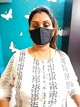 Snapshot of Riya_Sexy_Baby chatting on 03.06.25 Riya Sexy Baby online show from 03.06.25