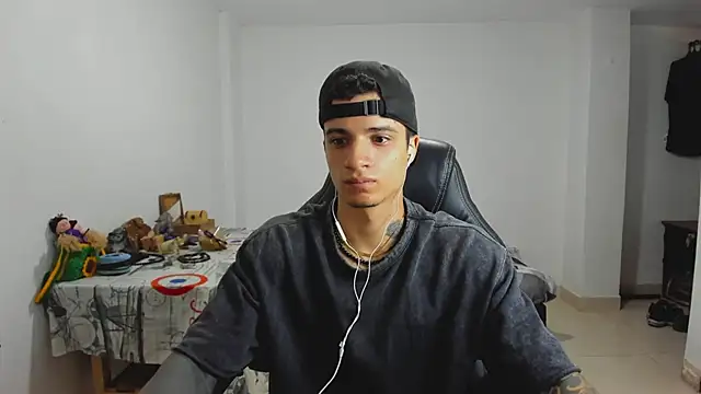 Snapshot of Balo_lovers chatting on 01.14.25 Balo lovers online show from 01.14.25