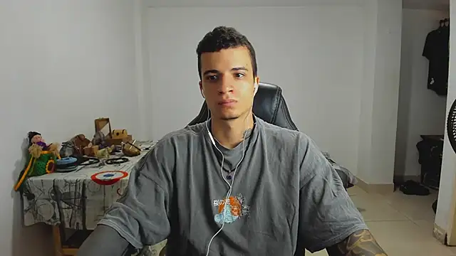 Snapshot of Balo_lovers chatting on 01.15.25 Balo lovers online show from 01.15.25